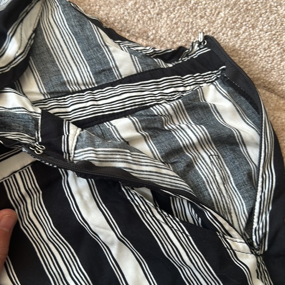 Jumpsuit - Picture 4 of 8